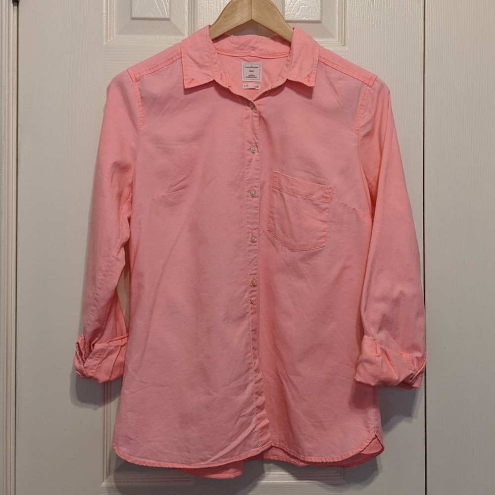 Pink Gap button down shirt